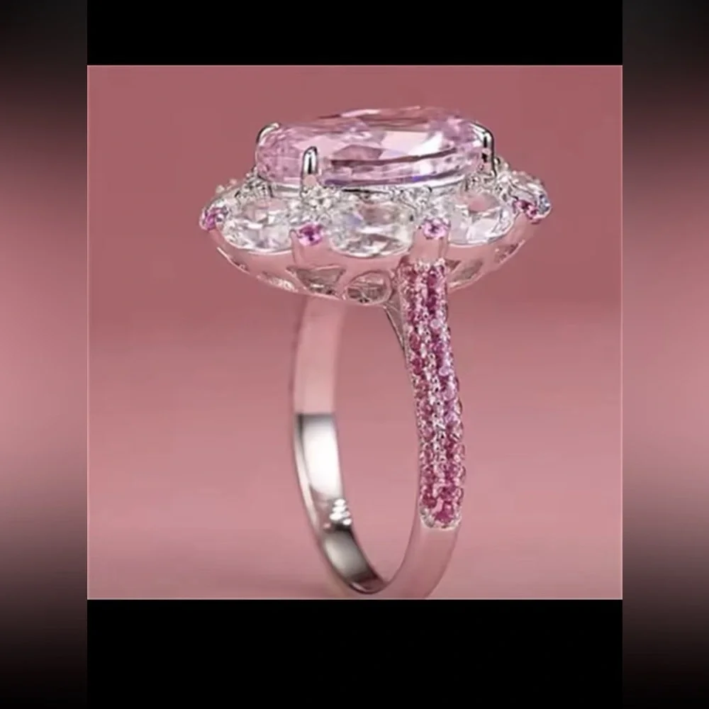 Brilliant finish oval amethyst 6.2CT silver ring with swarovski elements